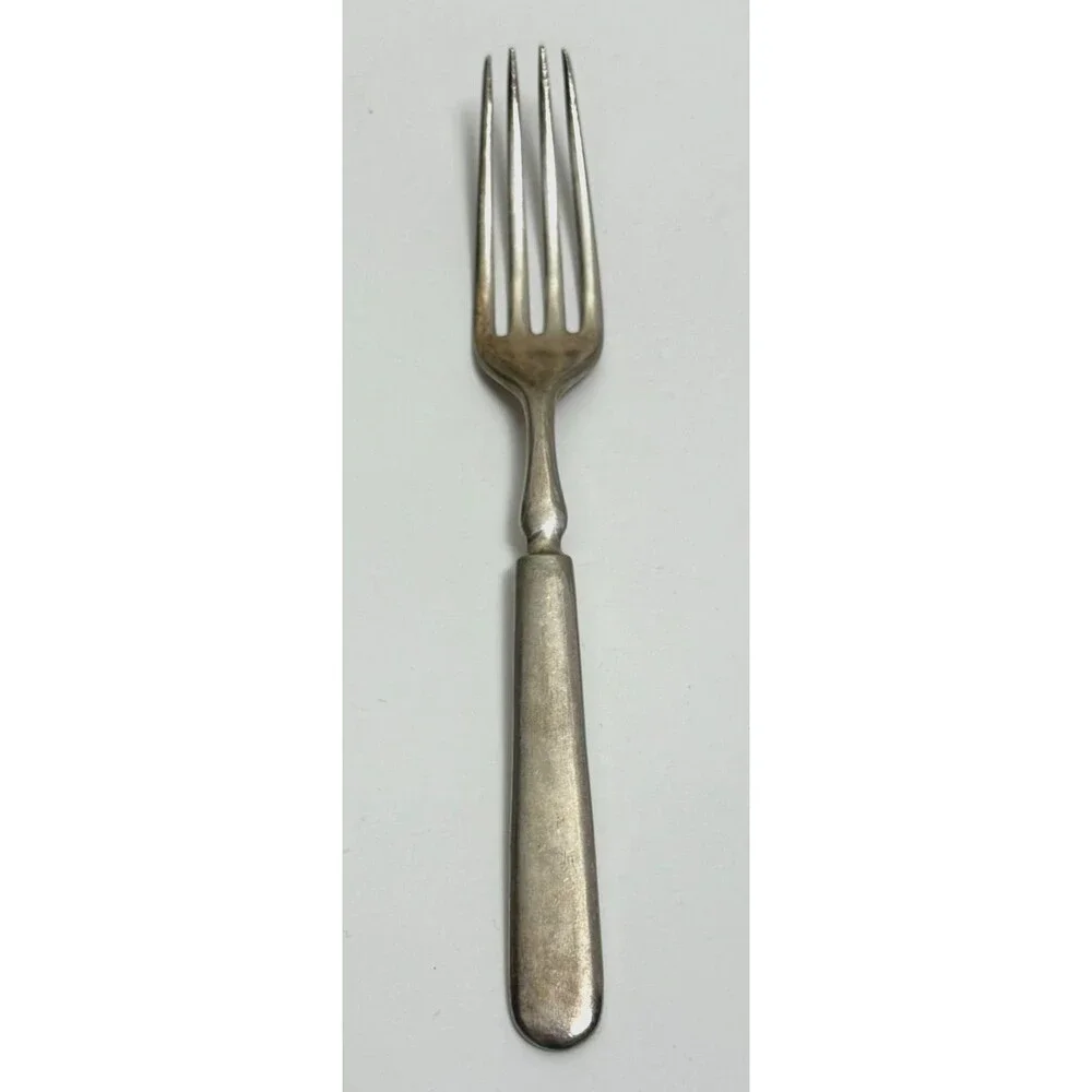 Wm. Rogers Silver Plated Dinner Fork Eagle Star‎ Mark 12 DWT Vintage MCM 7.75